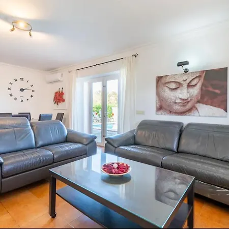 Poley * Польєнса